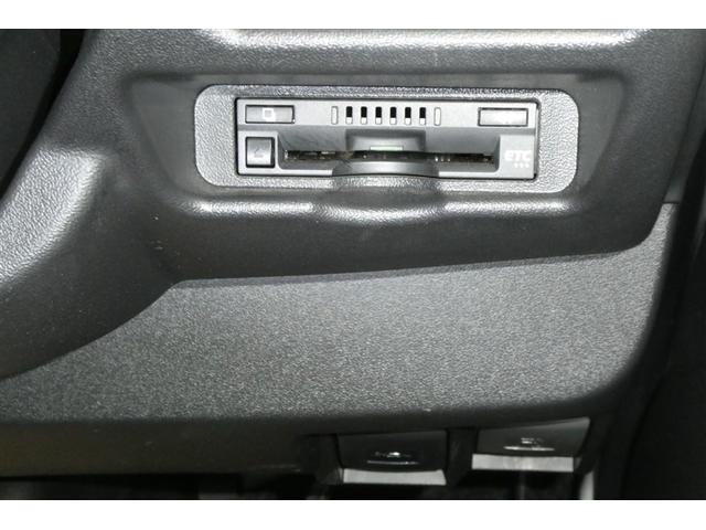 ハイエースバン スーパーＧＬ　ダークプライムＩＩ　リアエアコン　エアバッグ　横滑り防止機能　ＬＥＤライト　キーレスエントリー　地デジ　アルミ　エアコン　助手席エアバッグ　パワステ　パワーウインドウ　ＤＶＤ再生　Ｂカメラ　スマートキー　ＡＢＳ　ＥＴＣ（25枚目）