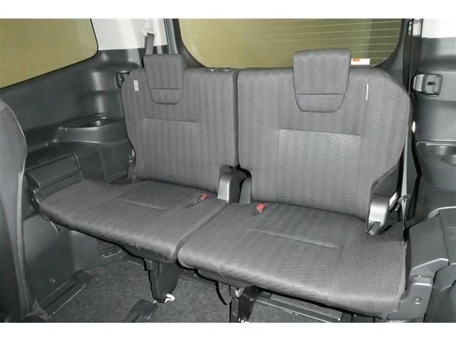 �R��ڃV�[�g���Ђ�т�Ƃ����X�y�[�X���m�ۂ��Ă��܂��B��l���ł̂��o�������΂�����ł��I