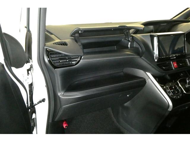 エスクァイア ハイブリッドＸｉ　オートクルーズ　盗難防止システム　ダブルエアコン　Ｂカメラ　パワーウィンドウ　ＬＥＤライト　フルセグ地デジＴＶ　ＥＴＣ車載器　ミュージックプレイヤー接続可　エアバッグ　ナビ＆ＴＶ　メモリーナビ　ＡＢＳ（31枚目）