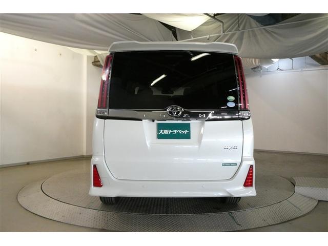 ノア Ｓｉ　ダブルバイビーＩＩ　アイドリングストップ機能　両側ＰＳＤ　レーダーブレーキサポート　地デジＴＶ　ＬＥＤランプ　リアエアコン　リアカメラ　エアコン　ＤＶＤ　盗難防止システム　横滑り防止　クルーズＣ　ナビ＆ＴＶ　アルミ　ＰＷ（8枚目）