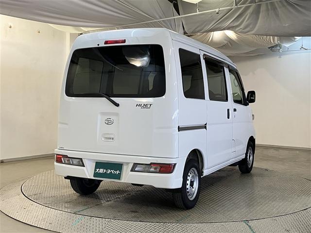 ハイゼットカーゴ ＤＸ　ＳＡＩＩＩ　アイドリング　ＳＲＳ　Ｗエアバック　リモコンキー　ＬＥＤヘッドライト　ＥＴＣ車載器　エアコン　ＡＢＳ　パワーステアリング　エマージェンシーストップシグナル　Ｐウインドウ　ＶＤＣ（8枚目）