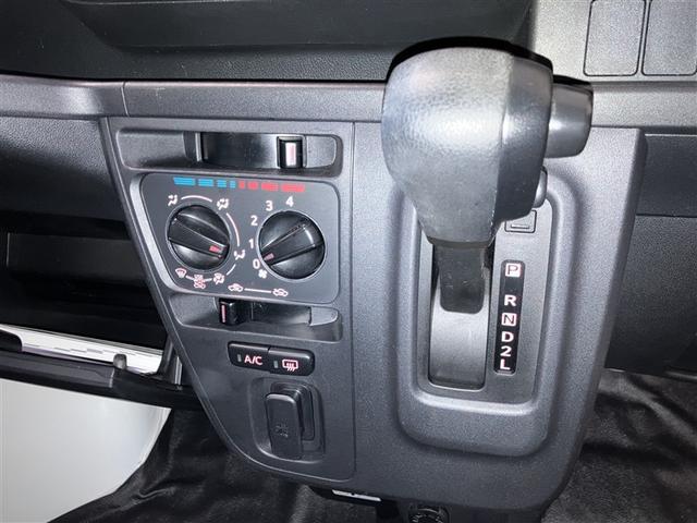 ハイゼットカーゴ ＤＸ　ＳＡＩＩＩ　アイドリング　ＳＲＳ　Ｗエアバック　リモコンキー　ＬＥＤヘッドライト　ＥＴＣ車載器　エアコン　ＡＢＳ　パワーステアリング　エマージェンシーストップシグナル　Ｐウインドウ　ＶＤＣ（21枚目）