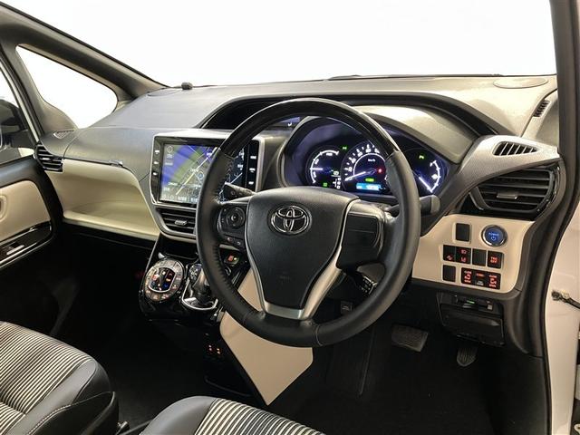 ノア ハイブリッドＳｉ　ダブルバイビーＩＩＩ　リアクーラー　ＥＴＣ車載器　ＬＥＤランプ　Ｂカメラ　ナビＴＶ　フルセグテレビ　オートクルーズコントロール　ＤＶＤ　横滑り防止装置　イモビライザー　キーレス　アルミホイール　エアバッグ　ＡＣ　３列シート（12枚目）