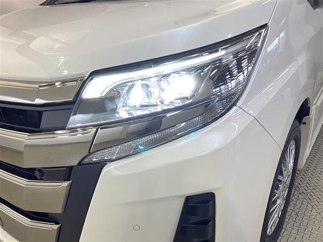 ノア ハイブリッドＳｉ　ダブルバイビーＩＩＩ　リアクーラー　ＥＴＣ車載器　ＬＥＤランプ　Ｂカメラ　ナビＴＶ　フルセグテレビ　オートクルーズコントロール　ＤＶＤ　横滑り防止装置　イモビライザー　キーレス　アルミホイール　エアバッグ　ＡＣ　３列シート（36枚目）