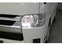 【LEDヘッドライト】白く照らされるのが特徴です。明るいだけでなく、周囲からの認知されやすく歩行者や死角にいる方へアピール効果、安全性が飛躍的に向上します!