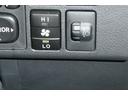 ＧＬ　盗難防止装置　エアバッグ　ＤＶＤ再生　切替４ＷＤ　メモリーナビ　パワーステアリング　フルセグ　ミュージックプレイヤー接続可　助手席エアバック　横滑り防止機能　ＡＢＳ　マニュアルエアコン　ワイヤレスキー（25枚目）