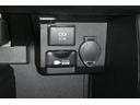 ハイブリッドＧＬ　ＡＣ１００Ｖ　イモビライザー　ブレーキサポート　デュアルエアバック　運転席パワーウィンドウ　ＤＶＤ再生可能　横滑り防止　キーレス　ＥＴＣ　ドラレコ　メモリーナビ　オートエアコン　ナビＴＶ　エアバッグ（18枚目）