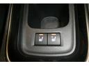 寒い季節もスイッチ一つでシートがポカポカに！これはかなり快適です！運転席と助手席にございます！！！