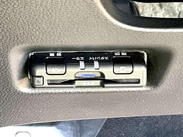 フィット 1.3 クロスター 8インチ社外ナビバックカメラドラレコLED(11枚目)