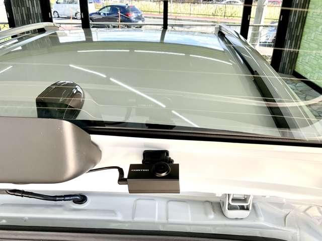 フィット 1.3 クロスター 8インチ社外ナビバックカメラドラレコLED(13枚目)