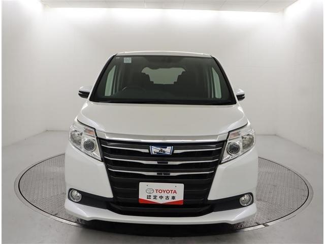 ノア ハイブリッドＧ　ＴＯＹＯＴＡ認定中古車　当社下取りワンオーナー　フルセグ　メモリーナビ　ＤＶＤ再生　ミュージックプレイヤー接続可　バックカメラ　ＥＴＣ　両側電動スライド　ＬＥＤヘッドランプ　乗車定員７人　３列シート（31枚目）