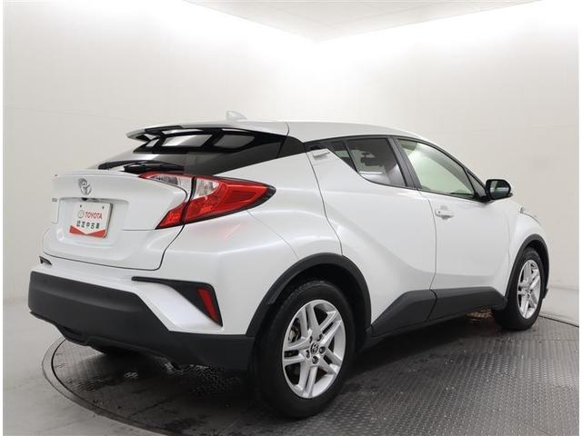 Ｃ－ＨＲ Ｓ－Ｔ　トヨタ認定中古車　当社下取り車　ミュージックプレイヤー接続可　バックカメラ　衝突被害軽減システム　ＥＴＣ　ドラレコ　ＬＥＤヘッドランプ　ワンオーナー　記録簿（4枚目）