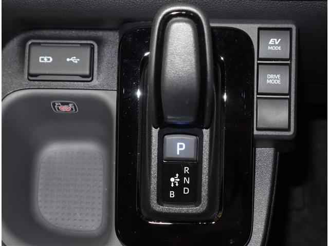 シエンタ ハイブリッドZ フルセグ メモリーナビ DVD再生 ミュージックプレイヤー接続可 バックカメラ 衝突被害軽減システム ETC ドラレコ 両側電動スライド LEDヘッドランプ ウオークスルー 乗車定員7人 3列シート(16枚目)