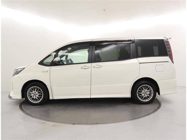 ノア ハイブリッドＳｉ　ダブルバイビー　ＴＯＹＯＴＡ　認定中古車　当社下取りワンオーナ（3枚目）