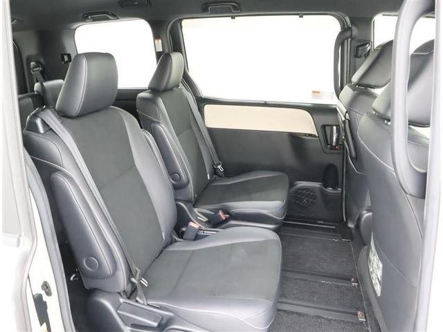 ノア ハイブリッドＳｉ　ダブルバイビー　ＴＯＹＯＴＡ　認定中古車　当社下取りワンオーナ（6枚目）