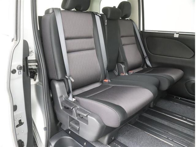 セレナ ハイウェイスター Vセレクション 当社下取り車 フルセグ メモリーナビ DVD再生 ミュージックプレイヤー接続可 バックカメラ 衝突被害軽減システム ETC 両側電動スライド LEDヘッドランプ 乗車定員8人 3列シート フルエアロ(6枚目)