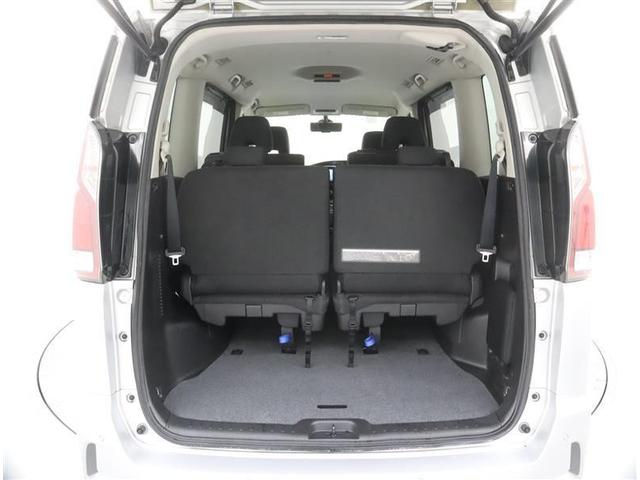 セレナ ハイウェイスター Vセレクション 当社下取り車 フルセグ メモリーナビ DVD再生 ミュージックプレイヤー接続可 バックカメラ 衝突被害軽減システム ETC 両側電動スライド LEDヘッドランプ 乗車定員8人 3列シート フルエアロ(10枚目)