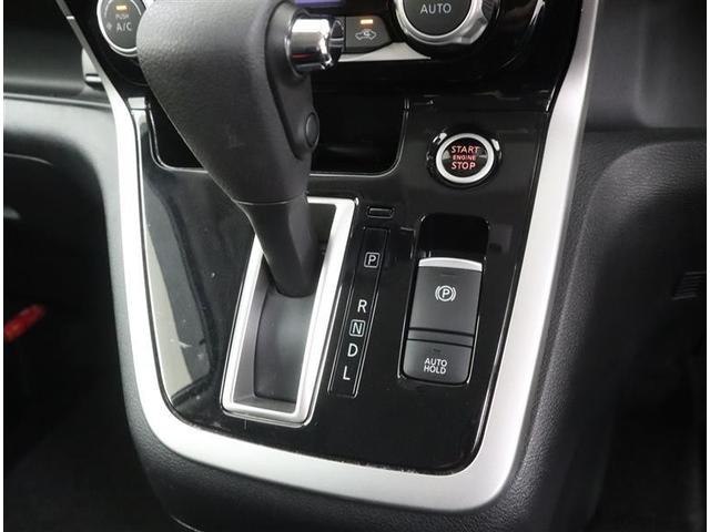 セレナ ハイウェイスター Vセレクション 当社下取り車 フルセグ メモリーナビ DVD再生 ミュージックプレイヤー接続可 バックカメラ 衝突被害軽減システム ETC 両側電動スライド LEDヘッドランプ 乗車定員8人 3列シート フルエアロ(14枚目)