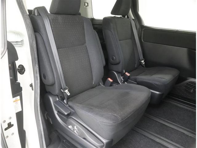 ノア ハイブリッドＧ　フルセグ　メモリーナビ　ＤＶＤ再生　ミュージックプレイヤー接続可　バックカメラ　ＥＴＣ　電動スライドドア　ＬＥＤヘッドランプ　乗車定員７人　３列シート（6枚目）