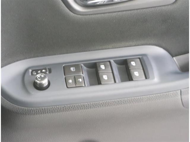 ノア ハイブリッドＧ　フルセグ　メモリーナビ　ＤＶＤ再生　ミュージックプレイヤー接続可　バックカメラ　ＥＴＣ　電動スライドドア　ＬＥＤヘッドランプ　乗車定員７人　３列シート（22枚目）