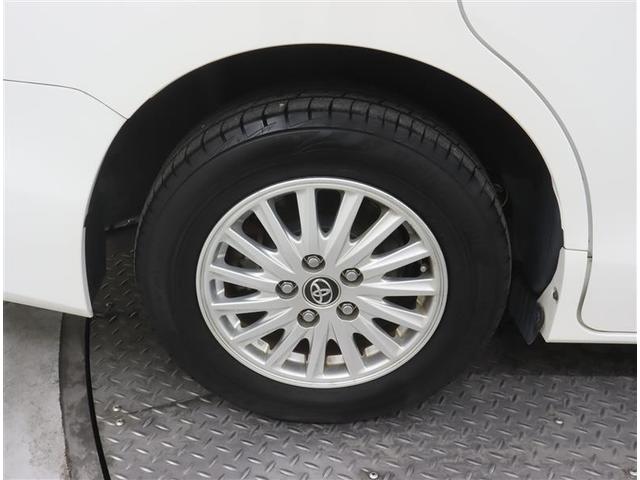 ノア ハイブリッドＧ　フルセグ　メモリーナビ　ＤＶＤ再生　ミュージックプレイヤー接続可　バックカメラ　ＥＴＣ　電動スライドドア　ＬＥＤヘッドランプ　乗車定員７人　３列シート（26枚目）