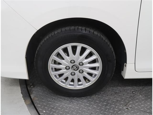 ノア ハイブリッドＧ　フルセグ　メモリーナビ　ＤＶＤ再生　ミュージックプレイヤー接続可　バックカメラ　ＥＴＣ　電動スライドドア　ＬＥＤヘッドランプ　乗車定員７人　３列シート（27枚目）