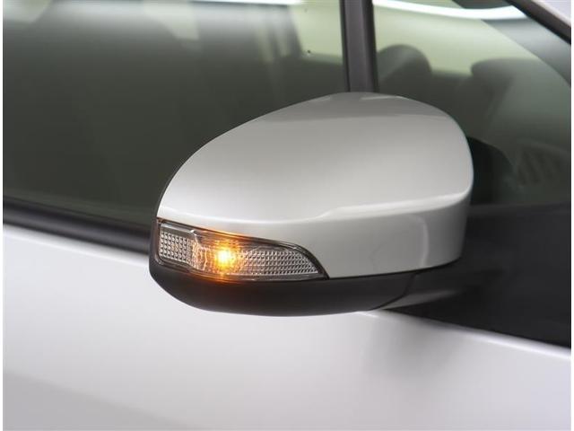 �y�^�[�������v�z�t���h�A�~���[�͌����ڂ����łȂ��A�ڂ̍����ɋ߂����ɃE�C���J�[������̂őΌ��Ԃ�����A�ǂ�������̂ň��S�ł��ˁI