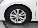 ＜ホイール＞純正ホイールは、デザイン性や機能性に優れています♪　このクルマの為に作られたホイールですので、もちろんボディーデザインとの相性もピッタリで乗り心地も良いですね♪