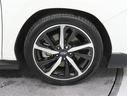 純正アルミホイールを装備しております。