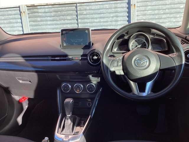 デミオ １．３　１３Ｓ　衝突被害軽減ブレーキ　ＥＴＣ車載器　ＭＴモードＡ（3枚目）