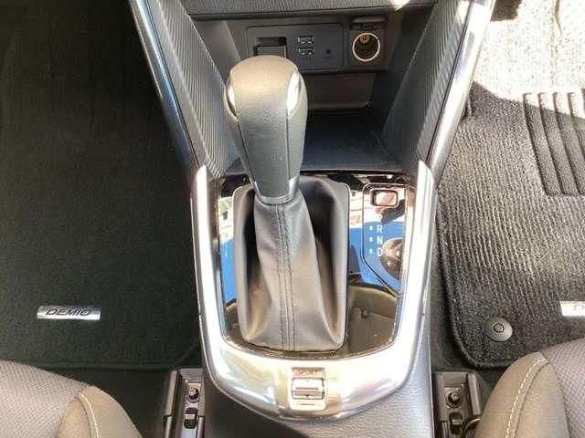 デミオ １．３　１３Ｓ　衝突被害軽減ブレーキ　ＥＴＣ車載器　ＭＴモードＡ（9枚目）