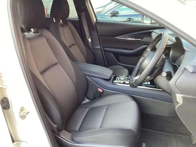 ＣＸ－３０ ２．０　２０Ｓ　プロアクティブ　ツーリングセレクション　マツダ認定中古車　衝突被害軽減ブレーキ　コ（9枚目）
