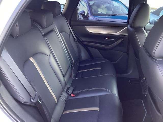 �Q��ڃV�[�g�͓Ɨ������L���v�e���V�[�g�B�^�]�ȕ��Ɠ����悤�Ȍ��݂������������O�W���A���[�ȃV�[�g�Ńh���C�u�����y���݂��������B