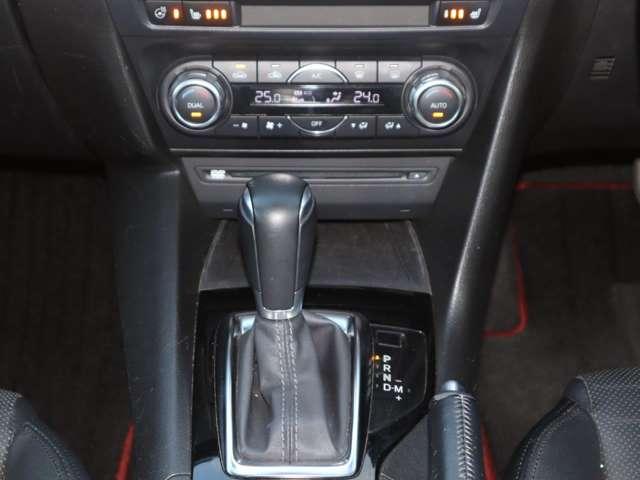 ＤＣＴ、ＣＶＴ、従来型のＡＴなど、すべてのトランスミッションの利点を集約し、ロックアップ領域を大幅に拡大し伝達効率の向上とマニュアルトランスミッションのようなダイレクト感を実現した自社製ＡＴです。