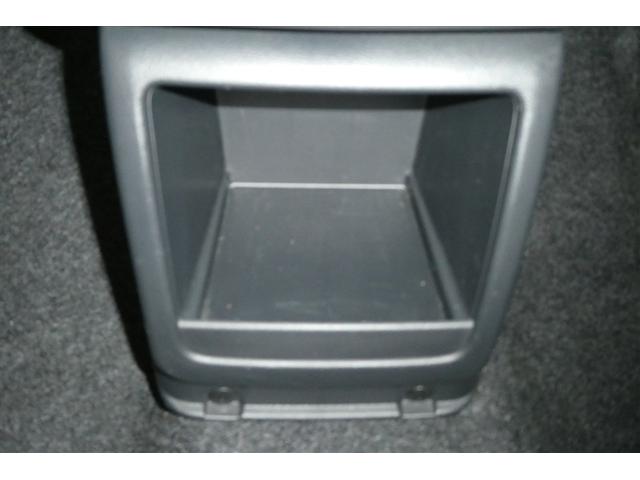 bB Z エアロパッケージ フルオートエアコン フロントベンチシート 運転席エアバッグ 助手席エアバッグ リモコンキー PW TVナビ ABS DVD ETC HDDナビ フルセグTV パワステ アルミホイール Bカメラ付(29枚目)