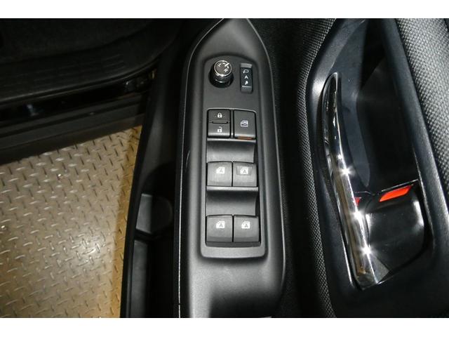 ノア Ｓｉ　ダブルバイビー　クルーズＣ　ブレーキサポート　エアコン　エアロ　ウォークスルー　ＬＥＤライト　ナビ＆ＴＶ　横滑防止装置　ＷＡＣ　アルミホイール　パワーウインドウ　フルセグ　盗難防止　ＤＶＤ再生可　メモリーナビ　ＥＴＣ（27枚目）