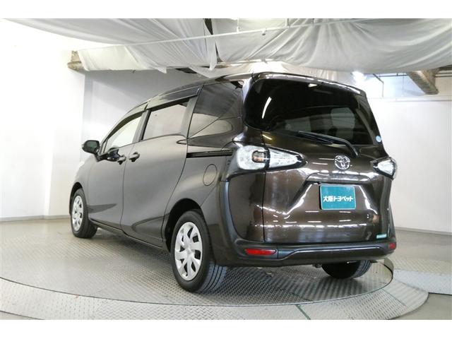 シエンタ Ｘ　ＥＴＣ装備　Ｓキー　地デジ　バックガイドモニター　運転席助手席エアバック　マニュアルエアコン　キーフリーシステム　アイドルストップ　メモリーナビゲーション　横滑防止装置　エアバック付き　三列シート（6枚目）