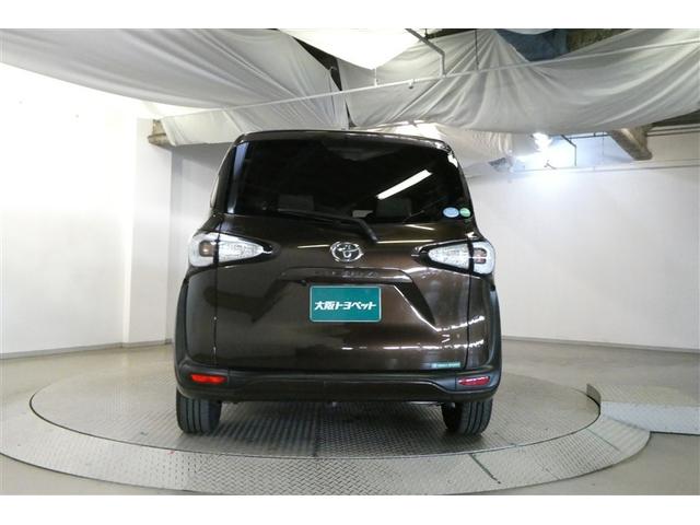 シエンタ Ｘ　ＥＴＣ装備　Ｓキー　地デジ　バックガイドモニター　運転席助手席エアバック　マニュアルエアコン　キーフリーシステム　アイドルストップ　メモリーナビゲーション　横滑防止装置　エアバック付き　三列シート（7枚目）