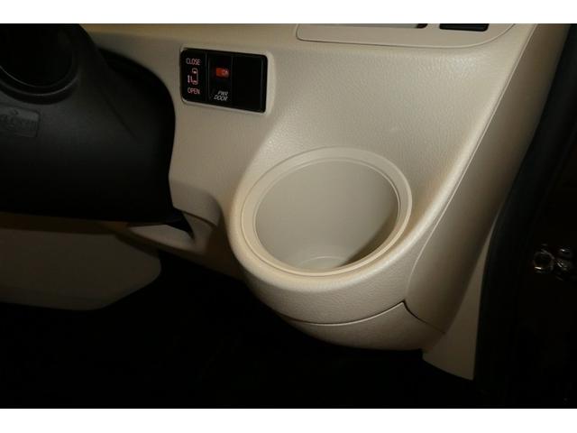 シエンタ Ｘ　ＥＴＣ装備　Ｓキー　地デジ　バックガイドモニター　運転席助手席エアバック　マニュアルエアコン　キーフリーシステム　アイドルストップ　メモリーナビゲーション　横滑防止装置　エアバック付き　三列シート（29枚目）