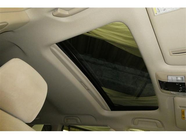 サンルーフ付で抜群の明るさと開放感♪キャンピングなどにも最適です！窓を開けたくない方も空気循環出来ます！　タバコ吸う方は必須です！