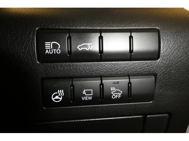 ＲＸ ＲＸ４５０ｈ　バージョンＬ　プリクラッシュセーフティー　リアカメラ　ナビＴＶ　地デジ　本革　メモリナビ　横滑り防止装置　盗難防止装置　エアバッグ　ＤＶＤ再生機能　１００Ｖ　大型サンルーフ　ＡＢＳ　ＬＥＤライト　アルミホイール（22枚目）