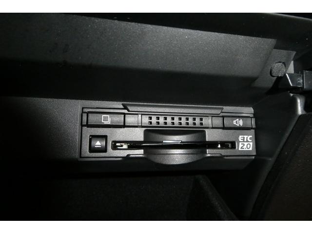 ＲＸ ＲＸ４５０ｈ　バージョンＬ　プリクラッシュセーフティー　リアカメラ　ナビＴＶ　地デジ　本革　メモリナビ　横滑り防止装置　盗難防止装置　エアバッグ　ＤＶＤ再生機能　１００Ｖ　大型サンルーフ　ＡＢＳ　ＬＥＤライト　アルミホイール（23枚目）