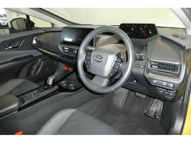 プリウス Ｚ　リアカメラ　プリクラッシュ　ＰＷシート　メモリナビ　ＡＣ１００Ｖ電源　ＬＥＤランプ　ナビ・ＴＶ　オートクルーズ　アルミホイール　ドライブレコーダ　ＡＣ　運転席エアバッグ　横滑り防止装置　ＥＴＣ付（11枚目）