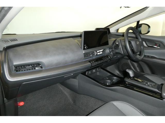 プリウス Ｚ　リアカメラ　プリクラッシュ　ＰＷシート　メモリナビ　ＡＣ１００Ｖ電源　ＬＥＤランプ　ナビ・ＴＶ　オートクルーズ　アルミホイール　ドライブレコーダ　ＡＣ　運転席エアバッグ　横滑り防止装置　ＥＴＣ付（12枚目）