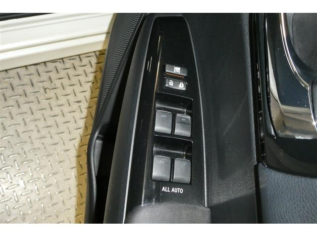 カローラフィールダー ハイブリッドＧ　ダブルバイビー　ＰＣＳ　インテリキー　横滑防止　フルセグＴＶ　ＬＥＤヘッドライト　オートエアコン　ＥＴＣ　ＤＶＤ再生　アルミホイール　キーフリーシステム　サイドエアバッグ　ナビＴＶ　パワーウィンドウ　ＡＢＳ　盗難防止（29枚目）