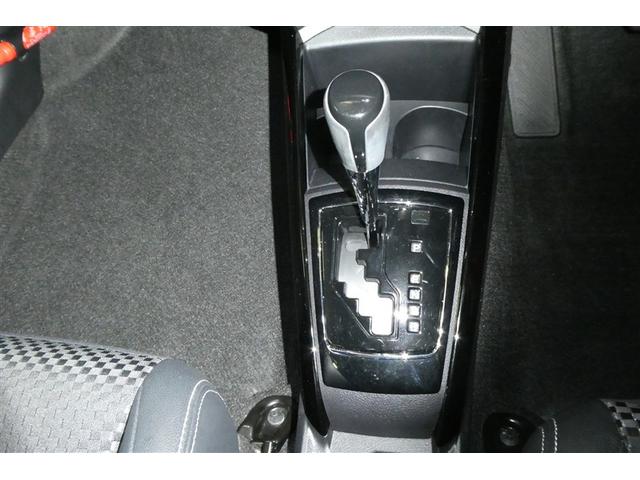 カローラフィールダー ハイブリッドＧ　ダブルバイビー　ＰＣＳ　インテリキー　横滑防止　フルセグＴＶ　ＬＥＤヘッドライト　オートエアコン　ＥＴＣ　ＤＶＤ再生　アルミホイール　キーフリーシステム　サイドエアバッグ　ナビＴＶ　パワーウィンドウ　ＡＢＳ　盗難防止（30枚目）