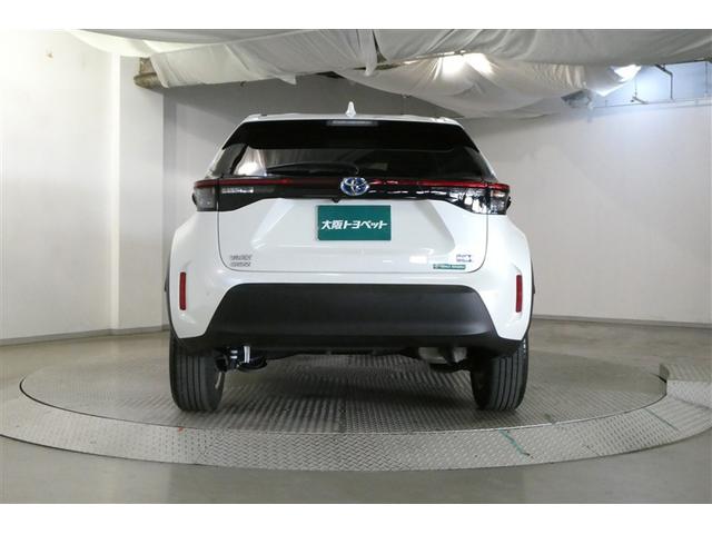 ヤリスクロス ハイブリッドＧ　ＴＳＳ　イモビライザー　バックモニタ－　エアコン　ナビ　インテリキー　パワーウィンド　Ｗエアバック　オートクルーズ　メディアプレイヤー接続　キーフリー　横滑防止装置　サイドエアバッグ　エアバッグ（7枚目）