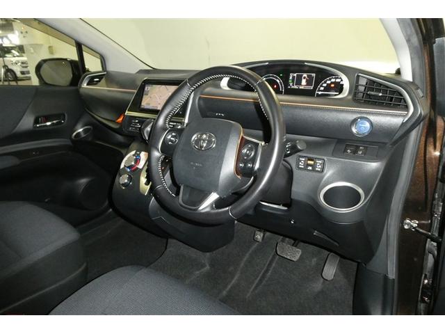 シエンタ ハイブリッドＧ　ブレーキサポート　ＬＥＤライト　Ｂカメラ　キーフリー　スマキー　横滑り防止システム　メモリナビ　ナビＴＶ　ウォークスルー　イモビライザー　運転席エアバック　メディアプレイヤー接続　アルミホイール　ＰＷ（11枚目）