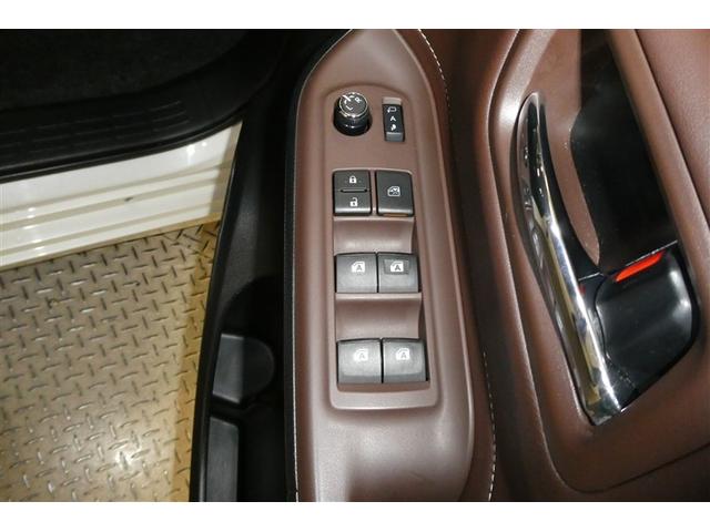 エスクァイア ハイブリッドＧｉ　Ｒカメラ　ＡＡＣ　ナビ＆ＴＶ　リアエアコン　地デジ　クルーズコントロール　ＬＥＤライト　キーレスエントリー　スマートキー付　ＤＶＤ再生可　エアバック　横滑防止装置　盗難防止システム　ＥＴＣ　３列シート（29枚目）