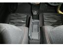 Ｇ　運転席助手席エアバッグ　被害軽減ブレーキ　Ｉストップ　リアカメラ　スマートキー＆プッシュスタート　横滑り防止　テレビ　フルセグ地デジＴＶ　サイドエアバッグ　盗難防止システム　ＡＵＸ　キーフリーシステム（33枚目）
